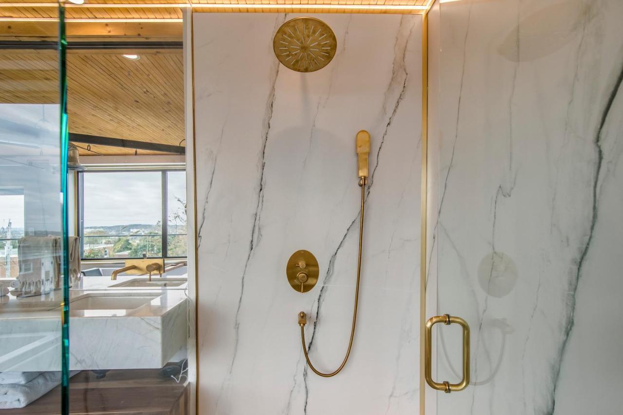 The Halifax Rooftop - Cozy Spa B&B エクステリア 写真
